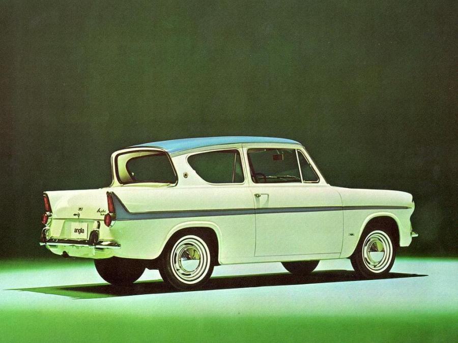  Ford Anglia Deluxe 1959 года  (фото 2 из 6)
